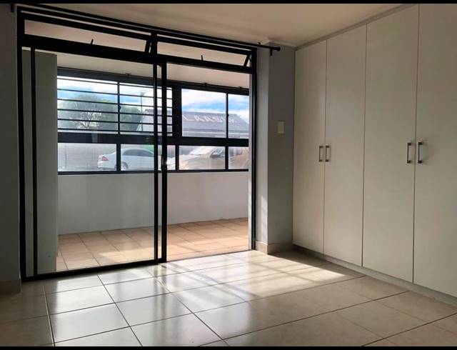 2 BEDROOM APARTMENT FOR SALE IN GANSBAAI CENTRAL
